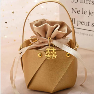 Sac à <span class=keywords><strong>bonbons</strong></span> en velours de soie pour mariage, boîte cadeau créative haut de gamme en cuir, sac en tissu, boîte cadeau de remerciement pour mariage, sac cadeau - Product Image 2