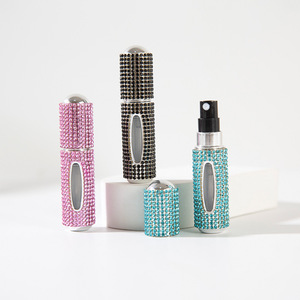 <span class=keywords><strong>Atomiseur</strong></span> de parfum de voyage à chargement direct usine, avec petite fenêtre de visualisation, 5 ml, design semi-<span class=keywords><strong>thermique</strong></span> à base de perçage, flacon pulvérisateur en métal - Product Image 2