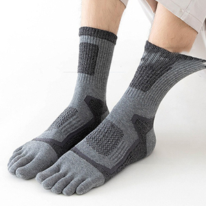 Chaussettes de sport Marathon en gros, chaussettes de course à pied, chaussettes de sport personnalisées, chaussettes d'hiver et d'automne chaudes, chaussettes en coton athlétiques à cinq <span class=keywords><strong>doigts</strong></span>, chaussettes à <span class=keywords><strong>5</strong></span> <span class=keywords><strong>doigts</strong></span> - Product Image 3