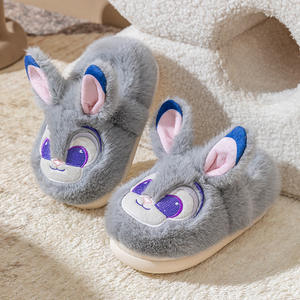 Pantuflas de gamuza suave de alta gama, aptas para uso en interiores y exteriores, pantuflas de invierno para mujer, cómodas y afelpadas, con función antideslizante. - Product Image 3