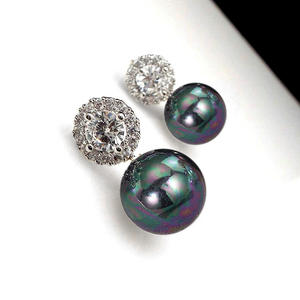 Elegantes Pendientes de Perlas para Mujer con Detalle de Diamante, Color Oro Blanco, Joyería Clásica de Moda para Bodas, Perla de Imitación - Product Image 3