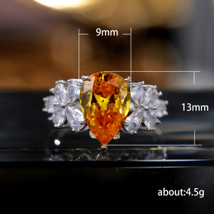 Bague en cristal en forme de poire pour femmes, élégante bague en forme de goutte d'eau, accessoires de fête quotidiens - Product Image 5