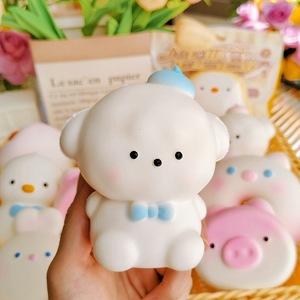 Jouet anti-stress en forme de pain grillé souple à rebond lent, populaire sur internet, créatif, doux, moelleux, amusant, mignon, pour soulager le stress et <span class=keywords><strong>la</strong></span> pression - Product Image 6