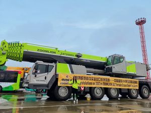 Grue tout-terrain Zoomlion 200 tonnes ZAT2000 au Ghana - Product Image 4