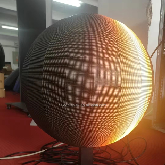 LED Screen Irregular Shaped DOOH Sphere Display High Light Advertising 360° Viewing Immersive Energy Efficiency Digital Signage