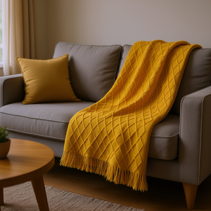 ผ้าห่มถักลายเพชรสีเหลืองพร้อมพู่ห้อย นุ่มสบาย ใช้ตกแต่งเตียง โซฟา สำหรับห้องนั่งเล่น ห้องนอน - Product Image 2