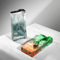 Trophée en cristal personnalisable, style croix, écologique, brillant, médaille commémorative de marque, design élégant haut de gamme pour les entreprises