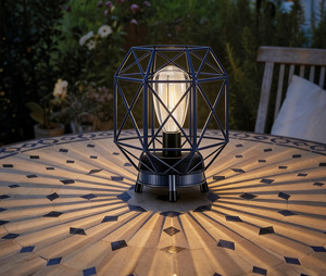 <span class=keywords><strong>Lampe</strong></span> <span class=keywords><strong>de</strong></span> <span class=keywords><strong>jardin</strong></span> multifonctionnelle en métal, projection d'ombres époustouflante, décoration solaire pour patio, éclairage <span class=keywords><strong>de</strong></span> pelouse et <span class=keywords><strong>de</strong></span> chemin - Product Image 4