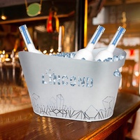 Seau à glace LED classique de 8 litres pour les fêtes à la maison Utilisation de bar pour le bac à boisson au vin avec matériau acrylique en plastique