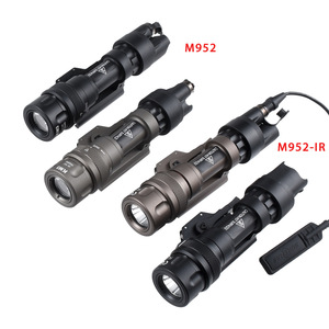 Lampe de poche tactique M952 M952V IR LED rechargeable avec base à dégagement rapide et télécommande - Product Image 3