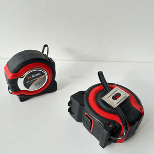 Metro a Nastro in Acciaio con Scala in Pollici e Piedi, con Custodia in Gomma - Product Image 3