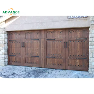 <span class=keywords><strong>Porte</strong></span> <span class=keywords><strong>de</strong></span> <span class=keywords><strong>garage</strong></span> <span class=keywords><strong>sectionnelle</strong></span> en bois massif avec large conception rustique <span class=keywords><strong>de</strong></span> <span class=keywords><strong>rail</strong></span> et <span class=keywords><strong>de</strong></span> stile <span class=keywords><strong>pour</strong></span> villas - Product Image 1