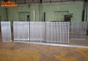 Foshan รั้วสวนอลู<span class=keywords><strong>มิ</strong></span>เนียมรั้ว45องศารั้วกั้นขอบเคลือบด้วยผง - Product Image 3