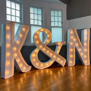 Letras de iluminación led luminosas al por mayor, Bombilla vintage, señal de carta, letras de amor de boda