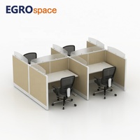 Solution de conception de bureau EGROspace : Poste de travail modulaire en verre pour personnel avec cloison intégrée