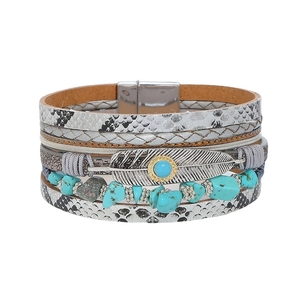Bracelet en cuir tressé style européen, fermoir magnétique bohème, avec plume antique et turquoise pour femme - Product Image 1