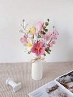 Bouquet de roses, tulipes et marguerites réalistes en crochet fait main, longueur personnalisée, romantique et rêveur, pour remise de diplôme ou décoration intérieure