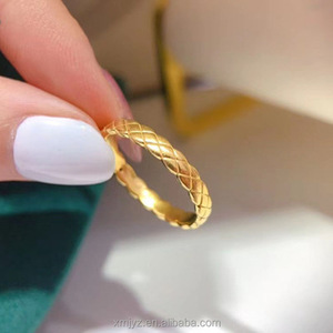 <span class=keywords><strong>Anello</strong></span> AU750 <span class=keywords><strong>da</strong></span> donna semplice in oro 18 carati certificato <span class=keywords><strong>anello</strong></span> <span class=keywords><strong>da</strong></span> dito indice celebrità di Internet <span class=keywords><strong>anello</strong></span> <span class=keywords><strong>da</strong></span> dito piccolo rombo - Product Image 5