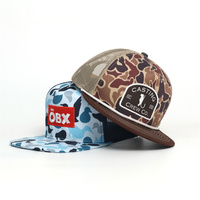 Casquette laser 7 panneaux en tissu imperméable de haute qualité avec logo brodé argenté et visière plate en corde pour mariage et fête