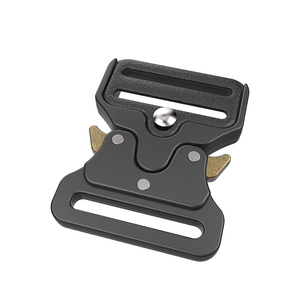 Schnellverschluss-Seitenschnalle 39mm Taktische Taschenschnalle aus Aluminiumlegierung Schwarz Taktische Schnalle für Taschen und Gurte - Product Image 5