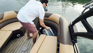 เรือยอชท์อลูมิเนียมสุดหรูขายดี เรือโป๊ะไฟเบอร์กลาสสำหรับกีฬาทางน้ำ เรือยนต์สำหรับใช้งานในทะเลสาบ พร้อมชุดเครื่องยนต์ - Product Image 4