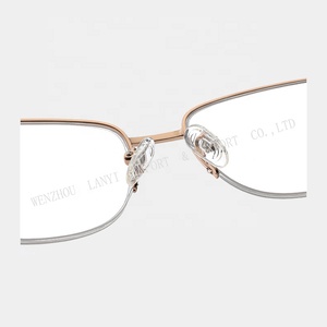 Cadre en verre demi-cercle rectangulaire en métal certifié ISO9001, offrant une durabilité et un soutien à l'interaction <span class=keywords><strong>sociale</strong></span> dans la vie quotidienne - Product Image 5