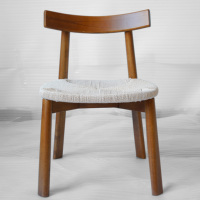 Chaise de salle à manger avec cadre en corde tressée, style nordique moderne, faite à la main