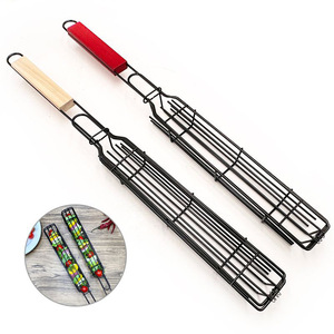 WELAND Utensile BBQ <span class=keywords><strong>in</strong></span> Metallo Stile Moderno con Manico <span class=keywords><strong>in</strong></span> Legno, Gabbia e Pinza a Rete per Salsicce e Verdure, per <span class=keywords><strong>Barbecue</strong></span> e Cucina all'Aperto - Product Image 6