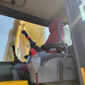 รถขุดตีนตะขาบ Komatsu PC300 มือสอง ใช้งานง่าย พร้อมฟังก์ชั่นครบครัน รถขุด Komatsu PC200 240 300 ของแท้จากญี่ปุ่น ลดราคา - Product Image 3