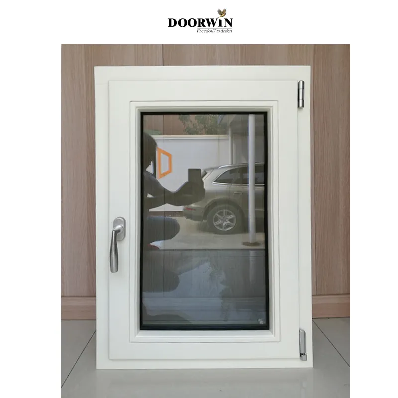 Doorwinの伝統的な木製フレームは、三重の艶をかけられたアルミニウム木製ガラスの傾斜と回転開き窓を設計します