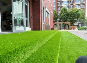 Césped artificial de 50 mm, alfombra decorativa verde realista, césped sintético de alta densidad, césped artificial para exteriores - Product Image 1