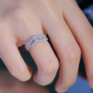 Anillo Xinfly de Oro Blanco Real de 18K con Diamante de Corte Princesa de 0.65 Quilates, Diseño de Espiga en Forma de V, Estilo Clásico para Bodas y Fiestas - Product Image 3