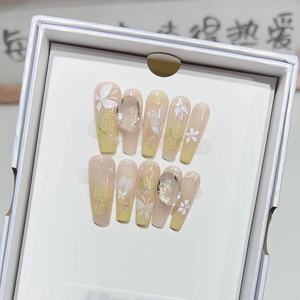 <span class=keywords><strong>Uñas</strong></span> Postizas Rose Garden con Diseño Francés Hueco <span class=keywords><strong>de</strong></span> Mariposa y Rosa Pintada a Mano, Estilo Lujoso - Product Image 6