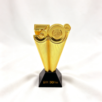Trophée métallique personnalisé gravé au laser et embossé pour le 30e anniversaire, récompense en or avec numéro, reconnaissance d'entreprise, appréciation des employés