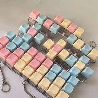 Clavier mécanique anti-stress à boutons, porte-clés pour passer le temps, idéal comme cadeau