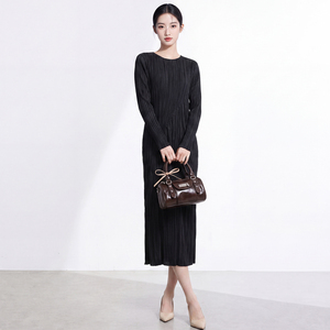Women's Long Sleeve Casual Ruched Pleated Midi <b>Dress</b> Solid Color Minimalist Style Polyester Breathable Fitted <b>Elastic</b> Washable - Product Image 3