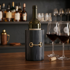 Support à bouteille de vin en marbre avec accent mors de cheval décoratif pour présentation sur table, décoration intérieure, articles de bar et cadeau - Product Image 5