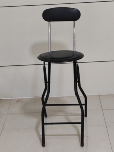 Chaises <span class=keywords><strong>de</strong></span> <span class=keywords><strong>bar</strong></span> pliantes en métal avec <span class=keywords><strong>de</strong></span> nouvelles couleurs <span class=keywords><strong>Coussin</strong></span> en PVC gris pour événements Chaises <span class=keywords><strong>de</strong></span> <span class=keywords><strong>bar</strong></span> pliantes en velours <span class=keywords><strong>Chaise</strong></span> portable - Product Image 3