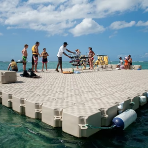 Dock galleggiante per Jet Ski modulare in HDPE per la pesca a piedi uso del molo del porto turistico - Product Image 1