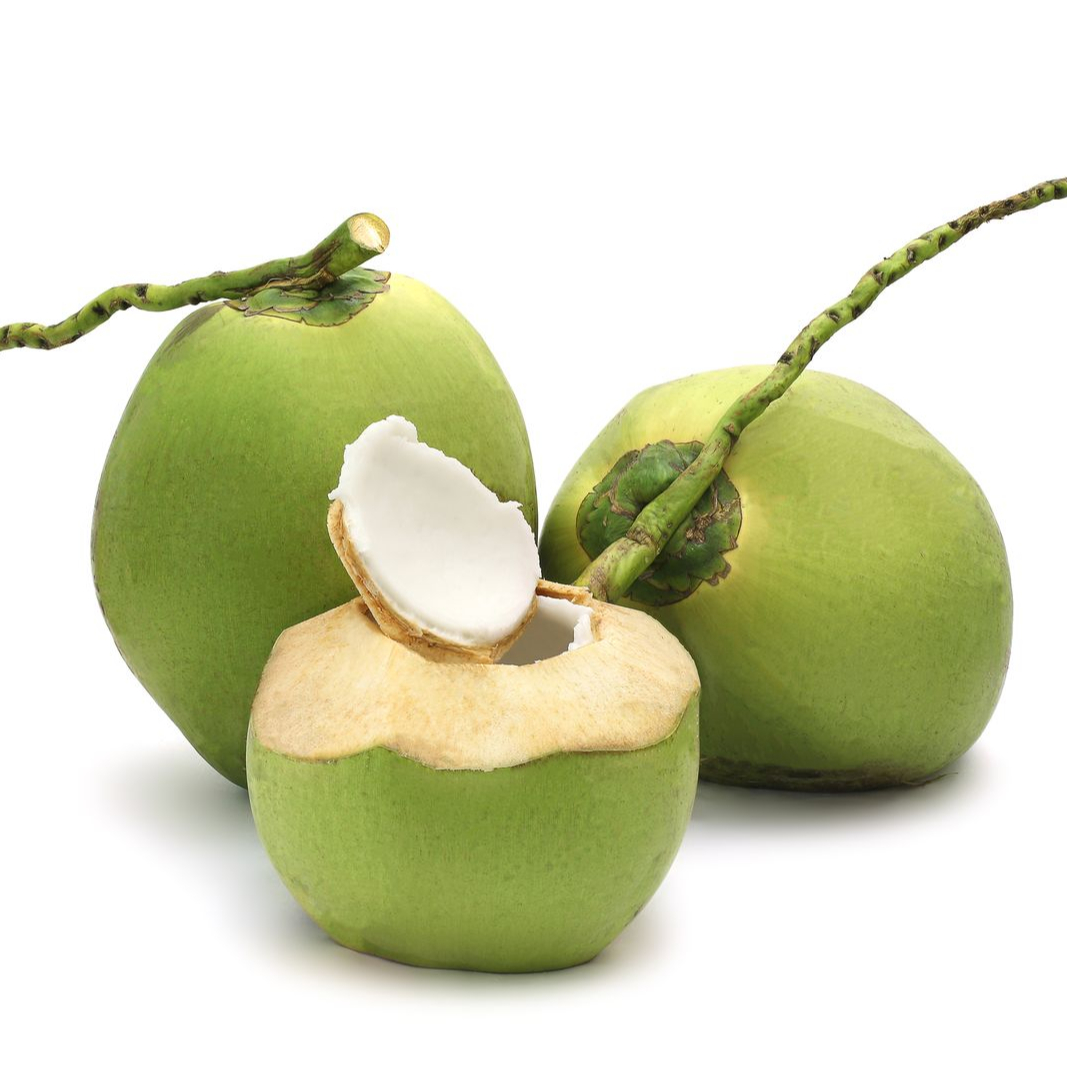 Свежие кокосовые конусы в форме кокоса, нежно-зеленый молодой кокос