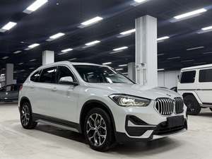 BMW <span class=keywords><strong>X1</strong></span> SDrive20Li <span class=keywords><strong>2022</strong></span> Usata con Basso Chilometraggio, SUV a Benzina 1.5T Turbo Automatico, Cerchi R17 - Product Image 3