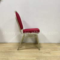 Siège arrière en tissu rouge Tube en aluminium Charivari Event Party Chair Restaurant Canteen Auditorium Chaise de banquet d'occasion au prix d'usine