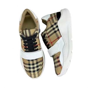 Zapatos de Diseño de Lujo para Caminar - Zapatillas Clásicas de Lona de Alta Calidad - Zapatos Casuales de Suela Gruesa a la Moda - Product Image 4