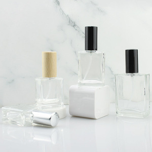 Biểu Tượng Tùy Chỉnh Sang Trọng 10Ml 15Ml 30Ml Rõ Ràng Vuông Thủy Tinh Phun Nước Hoa Chai Nhỏ Rỗng Chai Xịt - Product Image 3