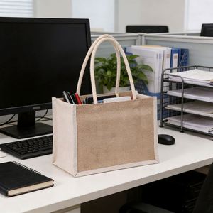 Sac fourre-tout en toile de jute et coton patchwork, idéal pour la peinture DIY et le graffiti – Vente en gros - Product Image 3