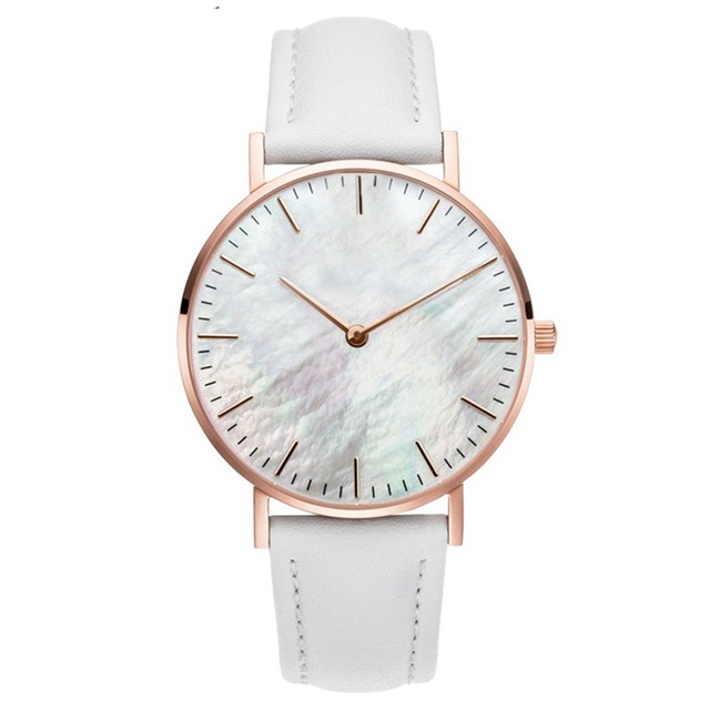 Retro Design Women's Luxury Leather Band Analog Quartz Wrist Watch Ladies Watch Women 's Clock Watch