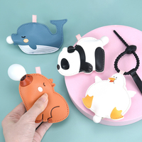Porte-clés en cuir PU avec personnages de dessins animés en peluche, breloque de sac, pendentif, vente en gros