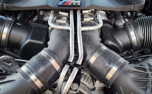 メタン注入ポートを備えたBMWM5 M6 F06 F10 F12 F13用のツイン<span class=keywords><strong>M</strong></span>パフォーマンスチャージエアインタークーラーパイプキット - Product Image 6