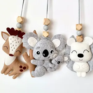 Giocattolo personalizzato per animali in feltro di lana di peluche adorabile personalizzato