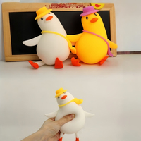 Mini Statue de Canard Romantique en Silicone Moelleux à Récupération Lente, Jouet Anti-Stress et Décoration de Bureau
